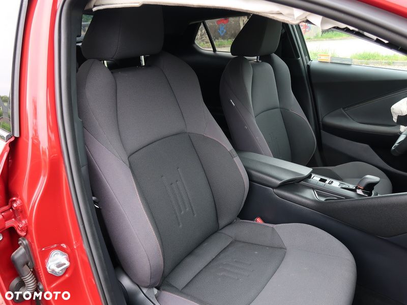 Toyota C-HR 2.0 Hybrid Dynamic Force Style - 18