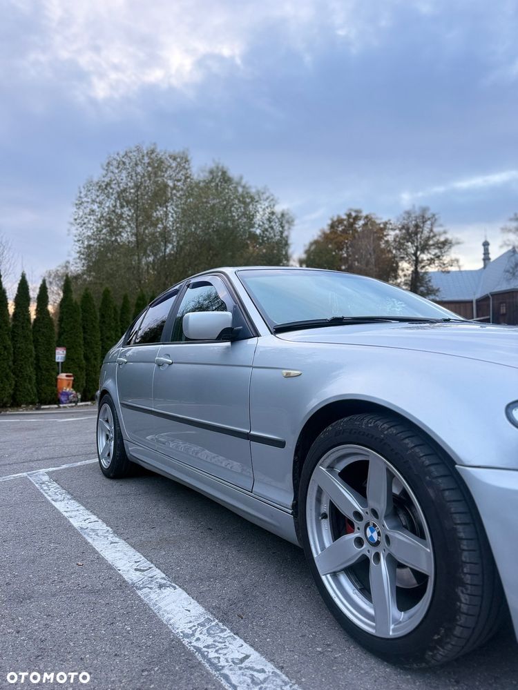 BMW 3 Series 2003 photo 3
