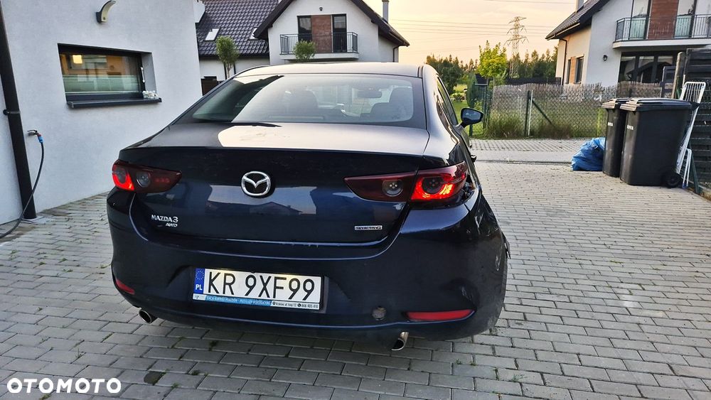 Mazda 3 - 10