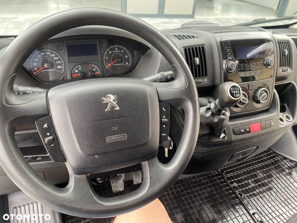 Peugeot BOXER, brygadowy, 7-osobowy, L3H2, zakupiony w salonie w Rzeszowie, bezwypadkowy - 23
