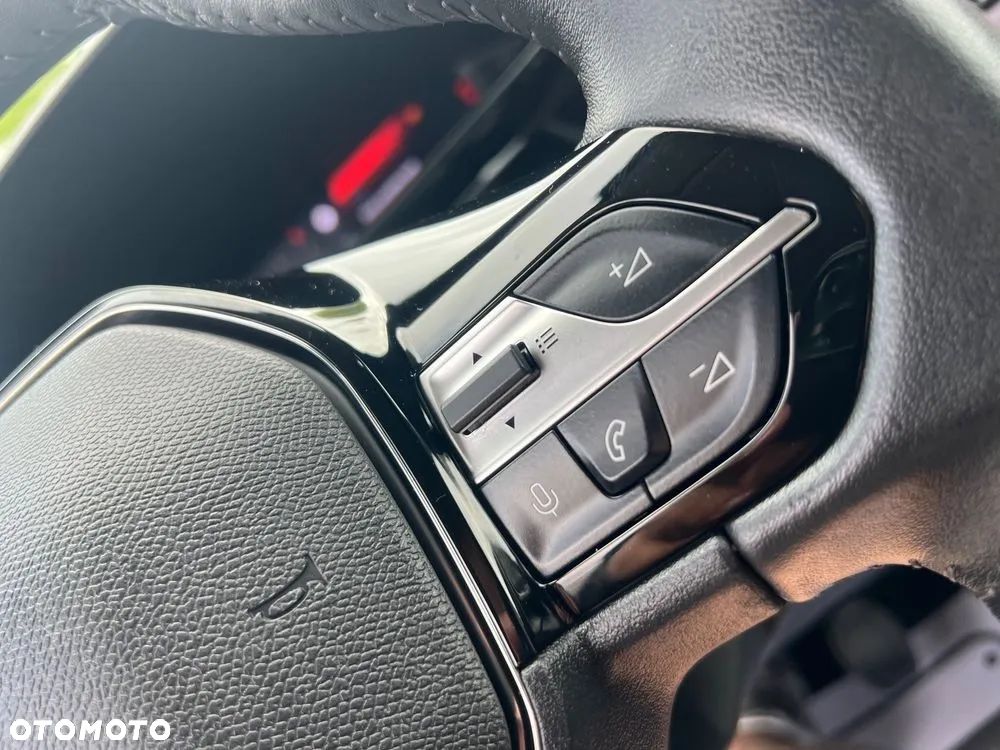 Peugeot 308 1.5 BlueHDi Allure Pack S&S - 19