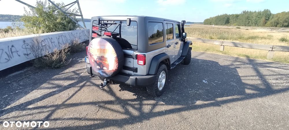 Jeep Wrangler 3.6 Unlim X - 17