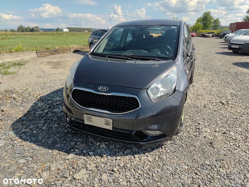 Kia Venga - 21