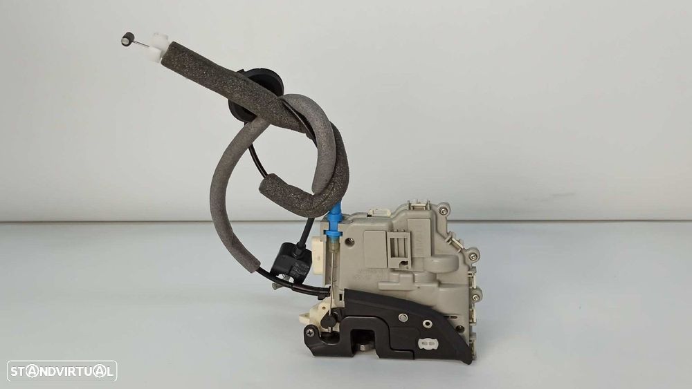 FECHADURA PORTA FRENTE DIREITA AUDI A3 SPORTBACK (8VA) AMBITION - 7