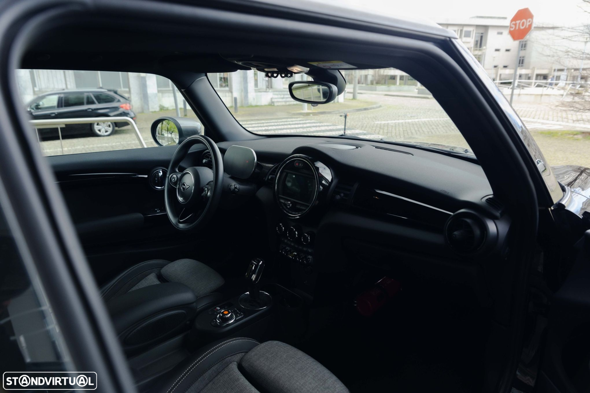 MINI 3 Portas - 24