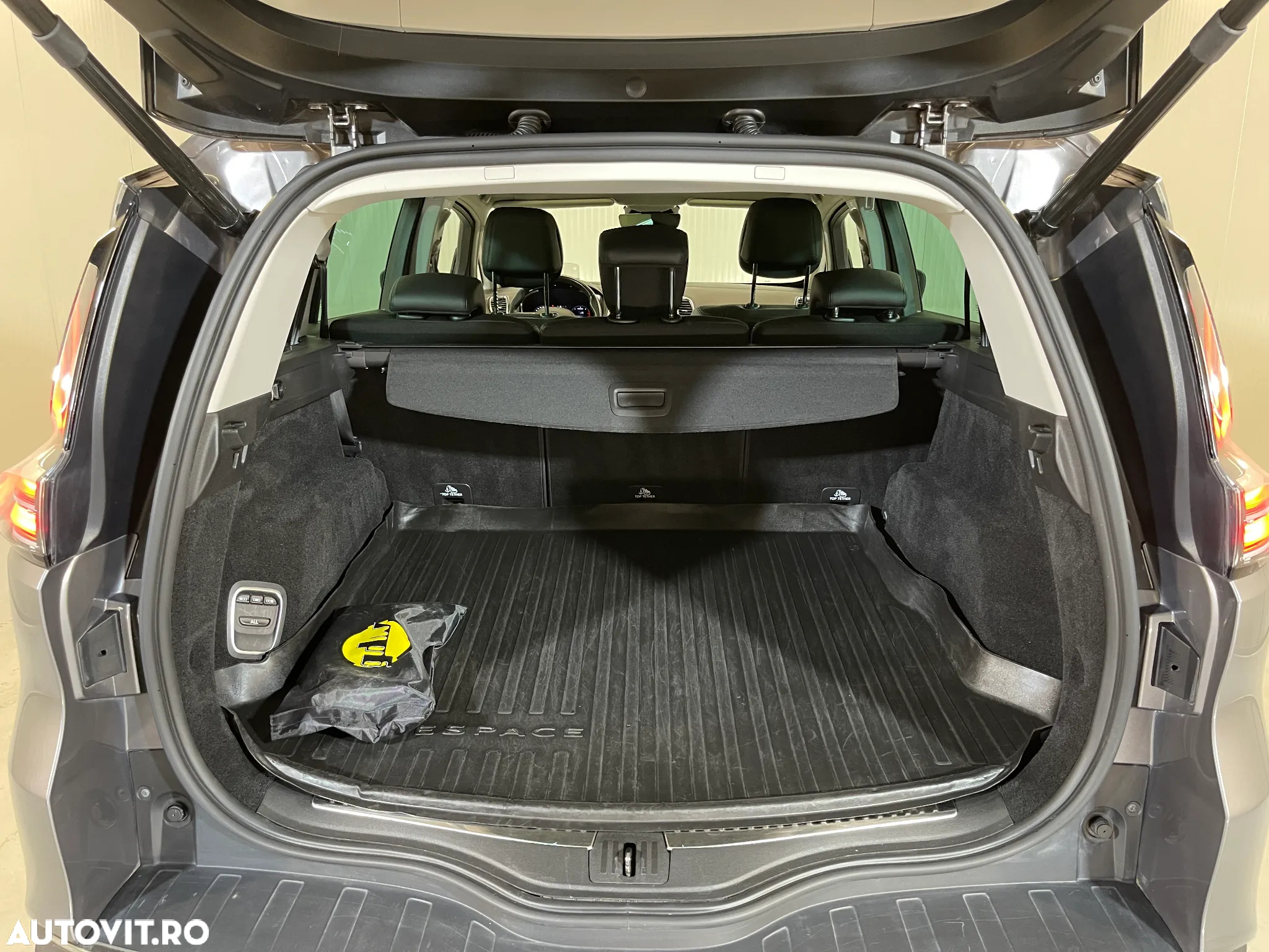 Renault Espace BLUE dCi 160 EDC BUSINESS EDITION - 13