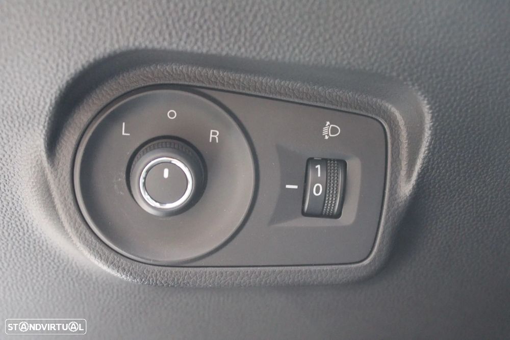 MG MG4 51 kWh Standard - 12