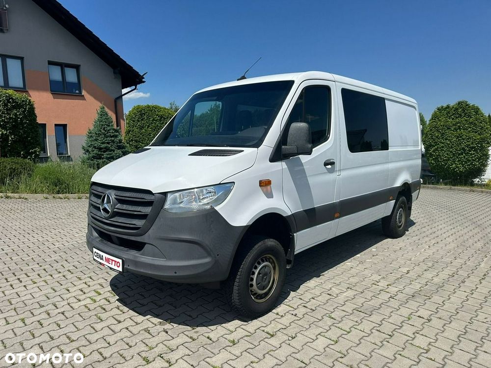Mercedes-Benz Sprinter - 1