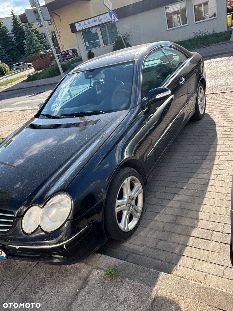 Mercedes-Benz CLK - 3