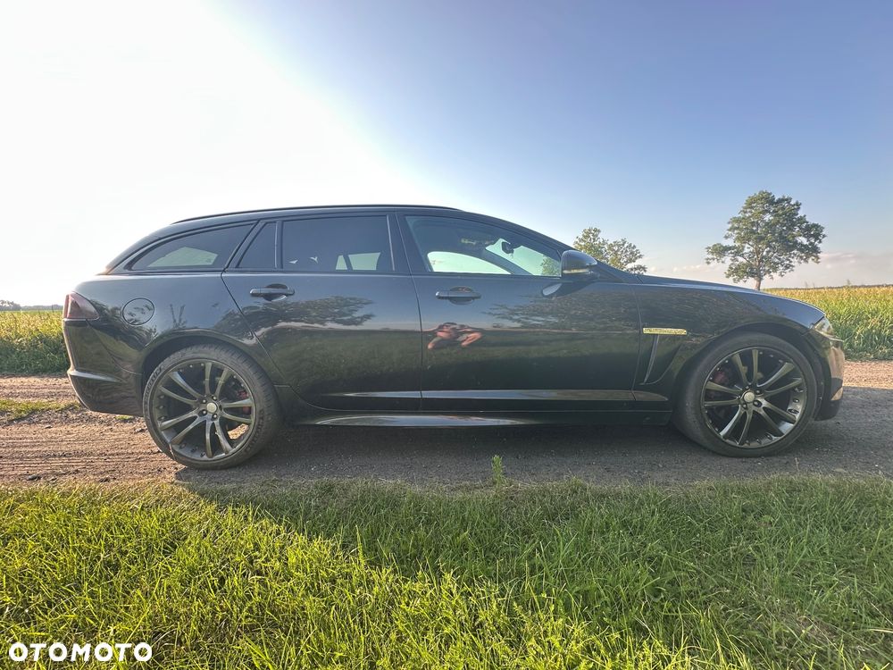 Jaguar XF 2.2 D - 6