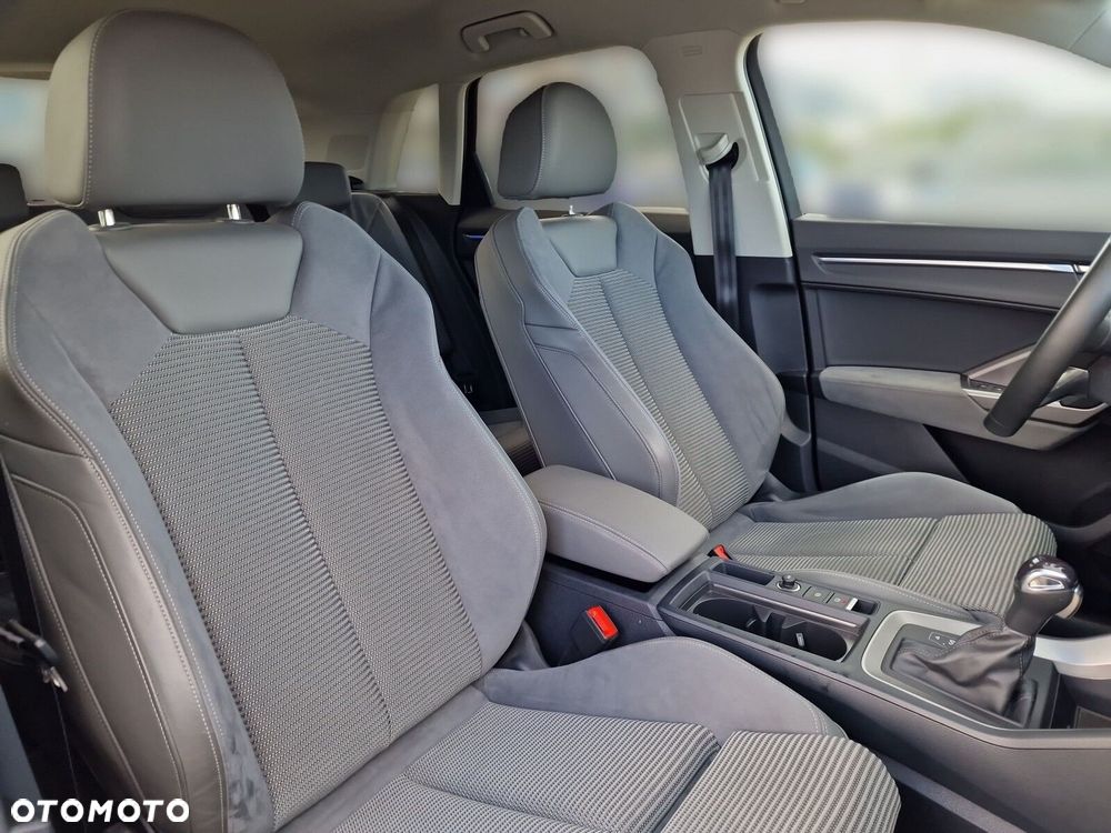 Audi Q3 40 TFSI Quattro S-Line S tronic - 24