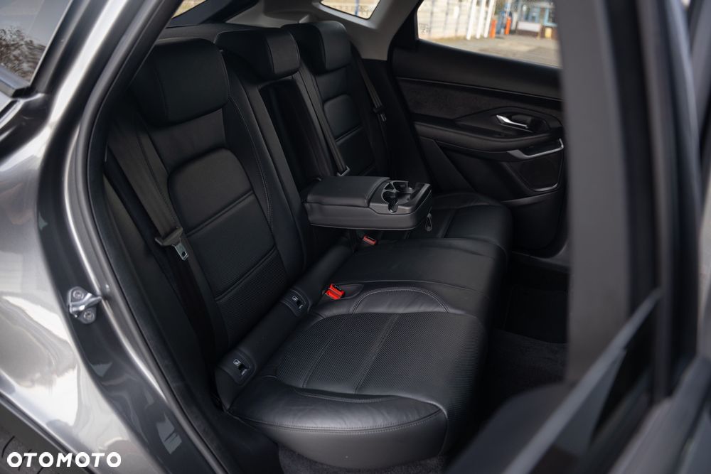 Jaguar E-Pace P200 AWD SE - 36