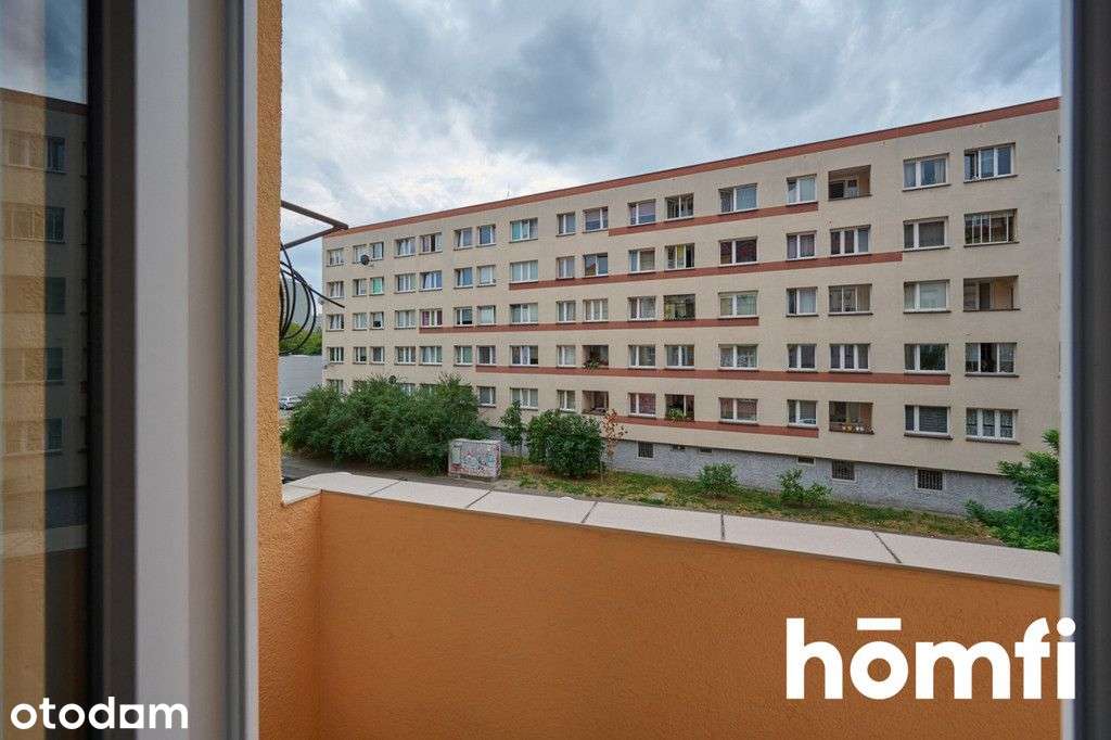 Kawalerka 30m2 z balkonem i piwnicą - Huby