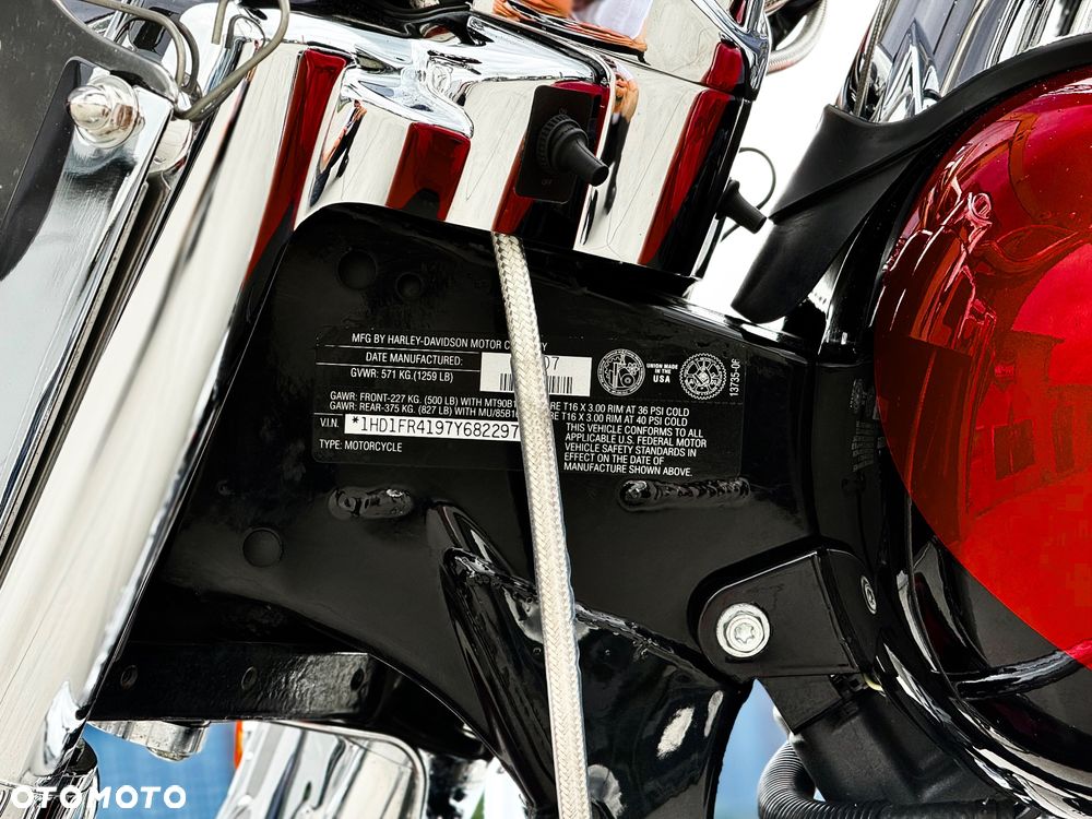 Harley-Davidson Touring Road King - 32