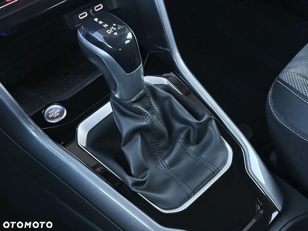 Volkswagen T-Roc 1.5 TSI Style DSG - 22