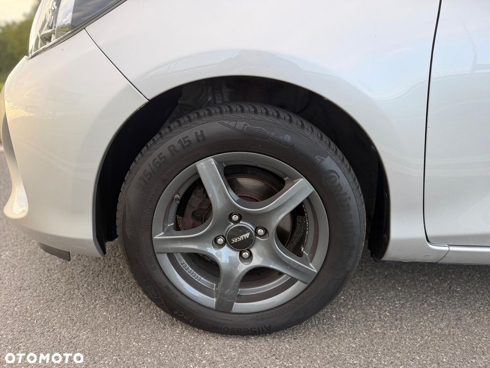 Toyota Yaris 1.0 Life EU6 - 8