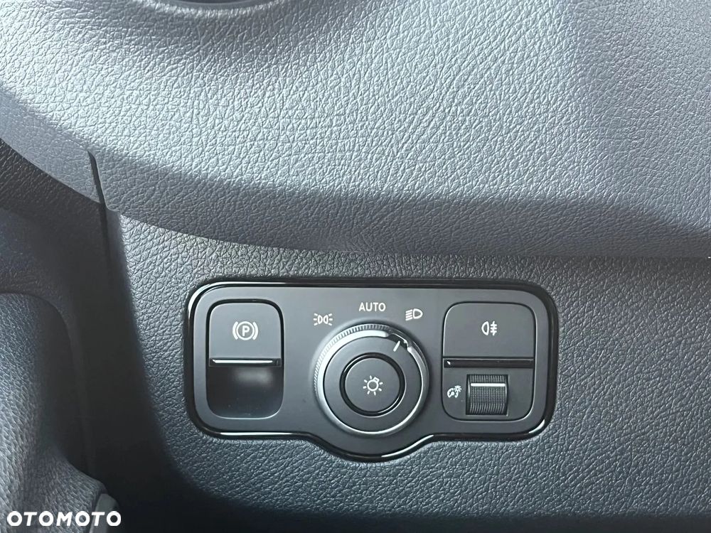 Mercedes-Benz 314 eSprinter Furgon 3.5t - 15