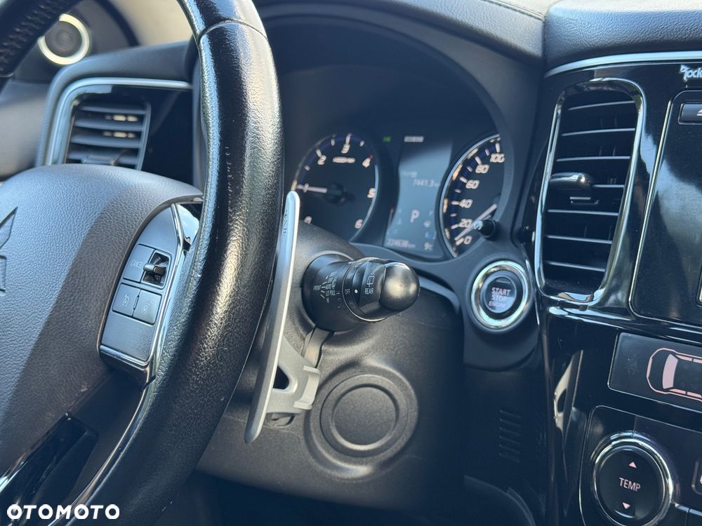 Mitsubishi Outlander 2.2 DI-D Instyle SDA 4WD - 20
