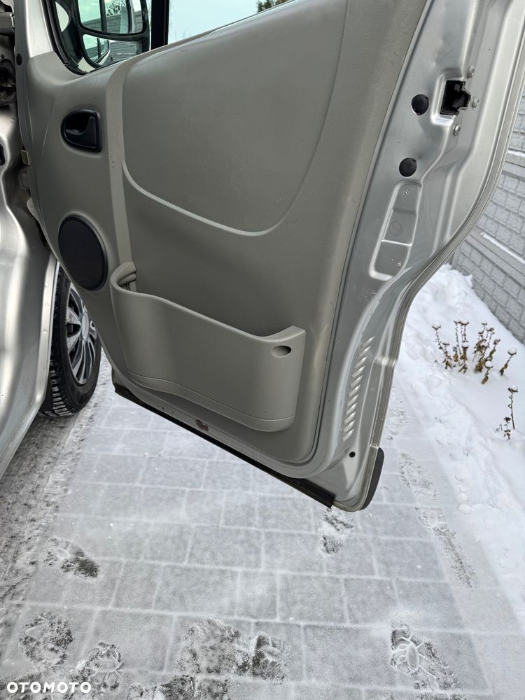 Opel Vivaro L2H1 - 12