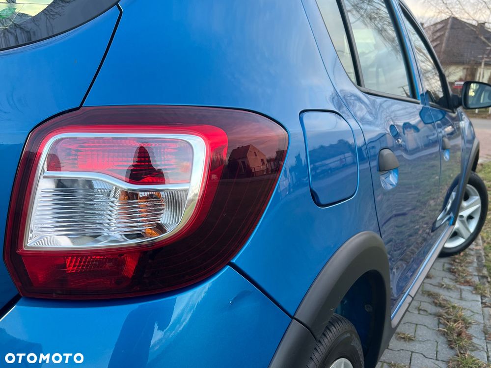 Dacia Sandero 0.9 TCe SL Blackline - 6