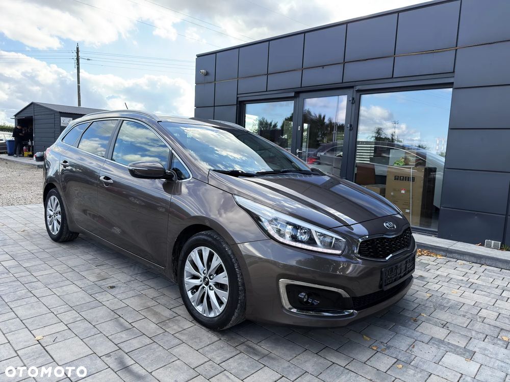 Kia Ceed 1.6 CRDi L - 17