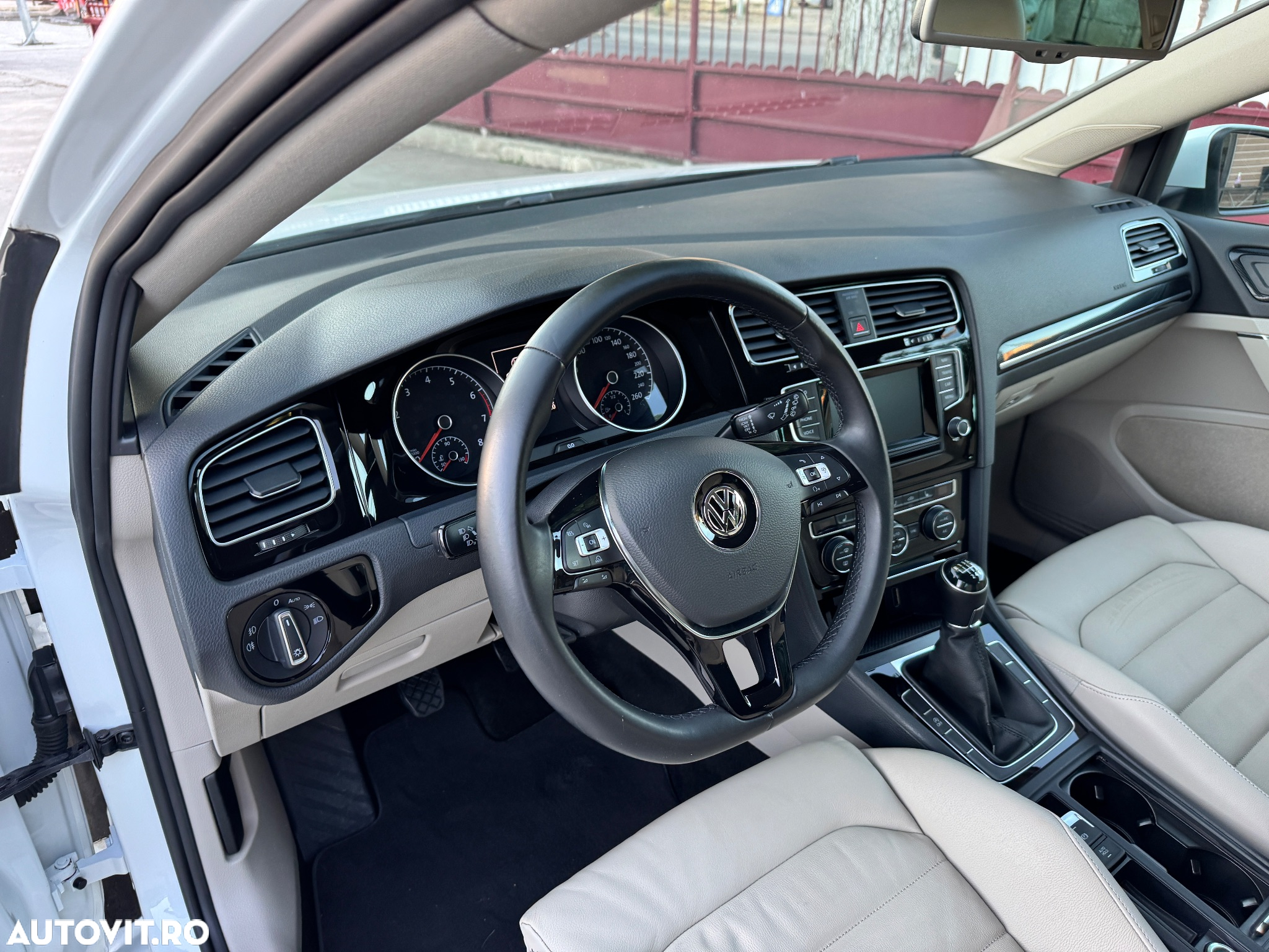 Volkswagen Golf 1.4 TSI BMT Highline - 13