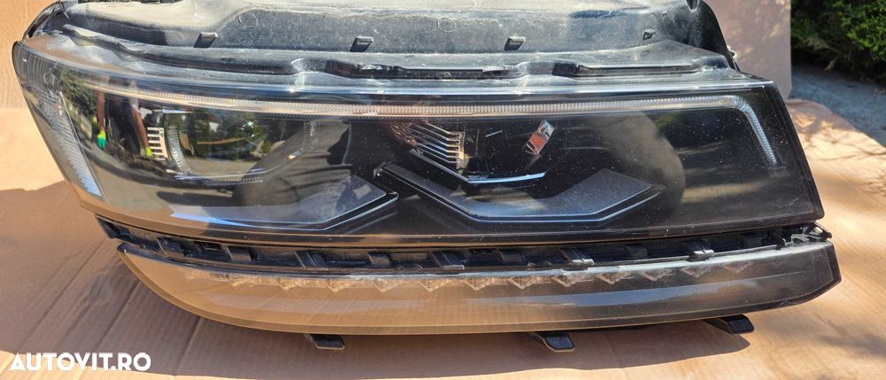 Far dreapta full led Vw Tiguan 5n 2016 2017 / 2018 2019 - 1