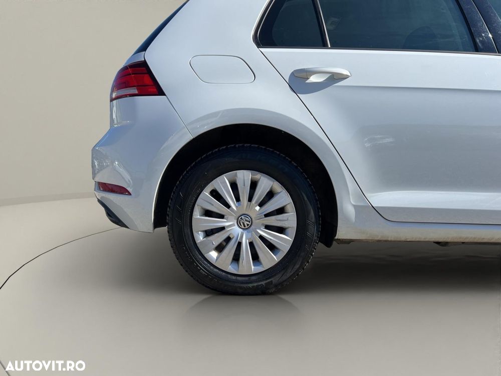 VOLKSWAGEN Golf 2020 — imagine 34