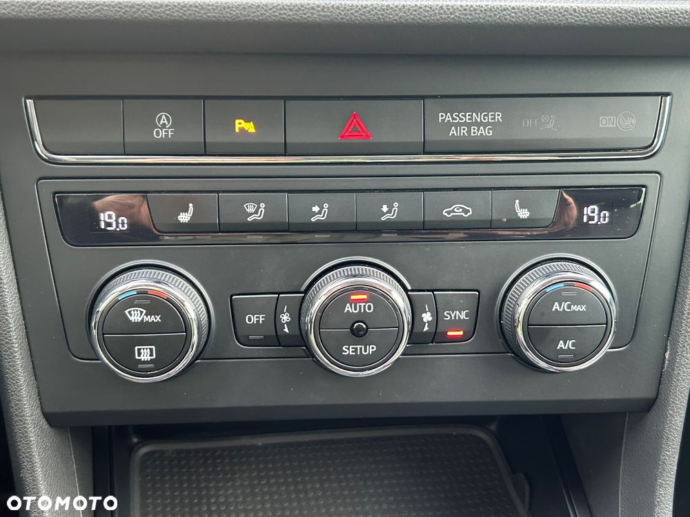 Seat Leon 1.6 TDI Xcellence - 29