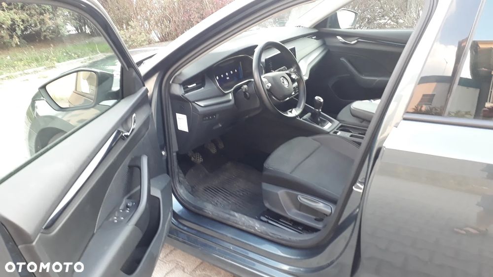 Skoda Octavia - 5
