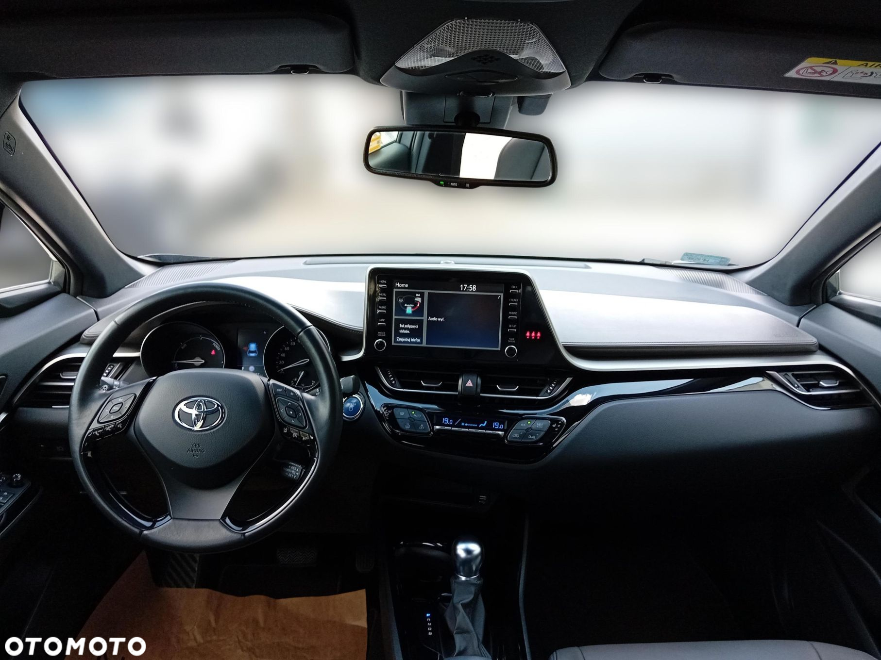 Toyota C-HR - 9