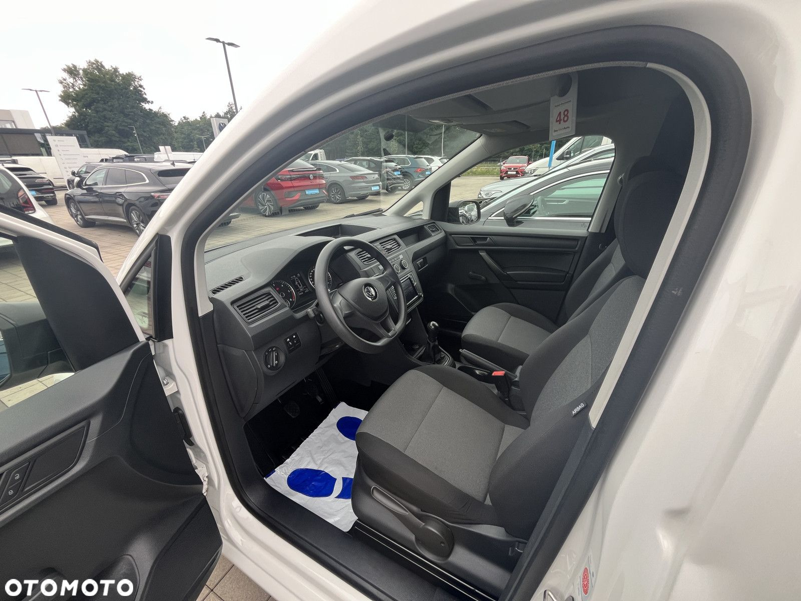 Volkswagen Caddy - 11