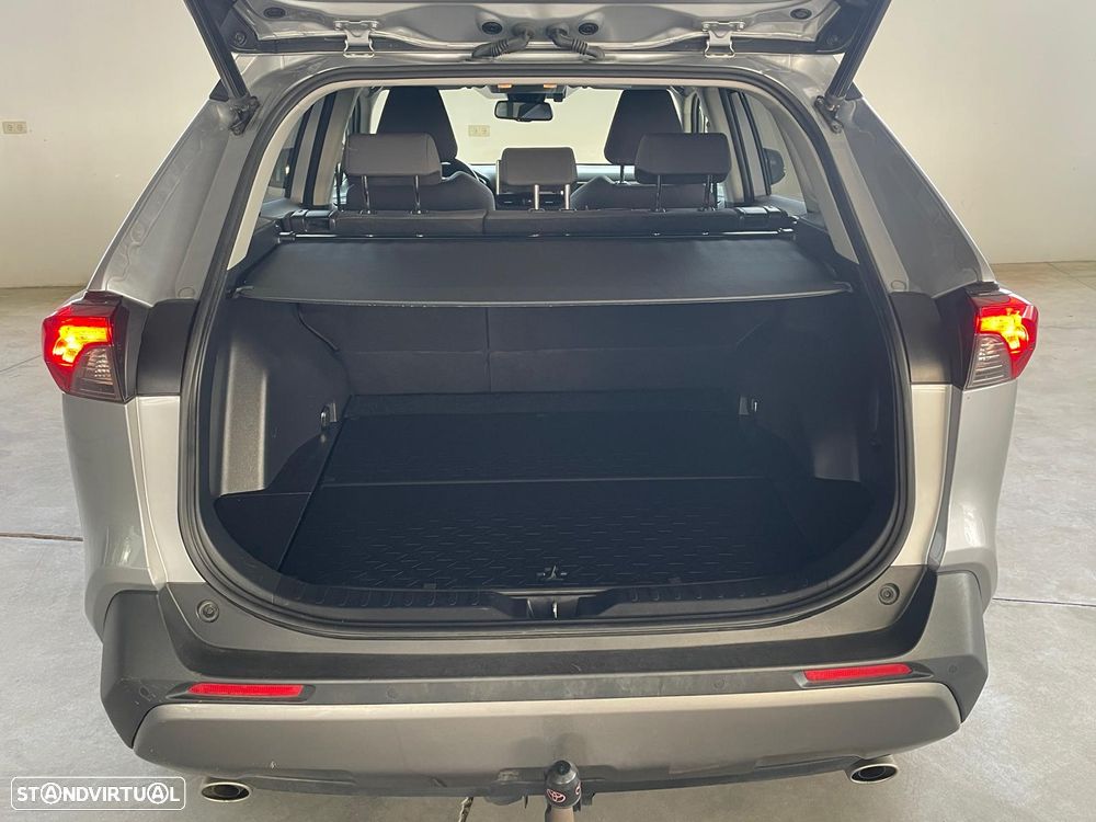 Toyota RAV4 2.5 HDF Comfort AWD-i - 25