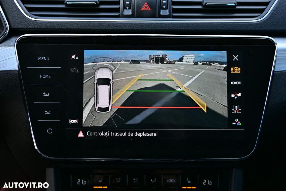 Skoda Superb Combi 2.0 TDI DSG Premium Edition - 16