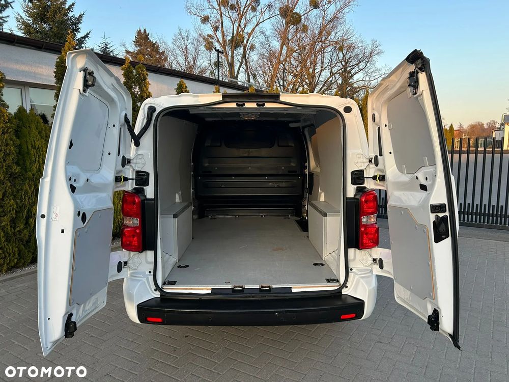 Opel Vivaro - 21