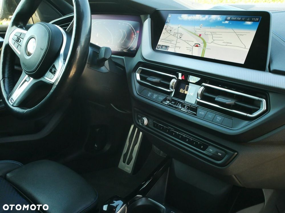 BMW Seria 2 218i M Sport - 30