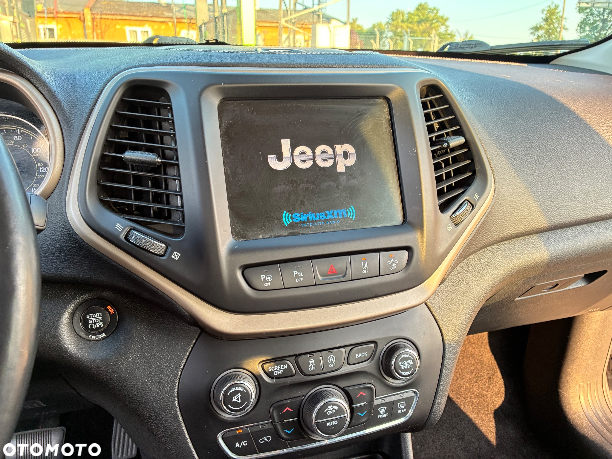 Jeep Cherokee 3.2 V6 Active Drive I Limited - 11