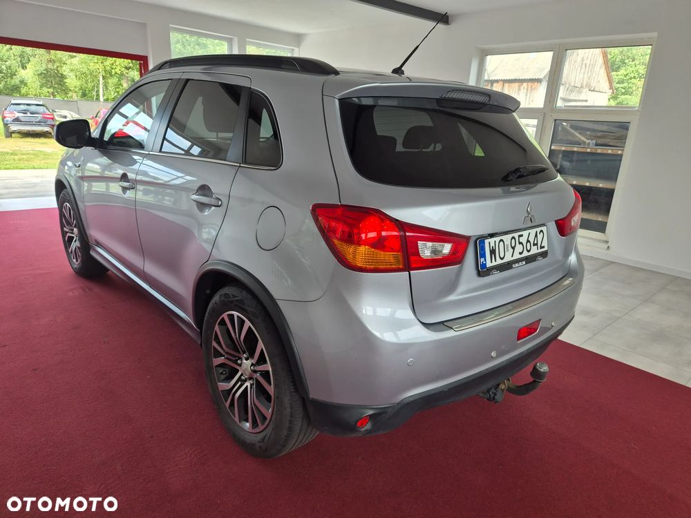 Mitsubishi ASX - 9