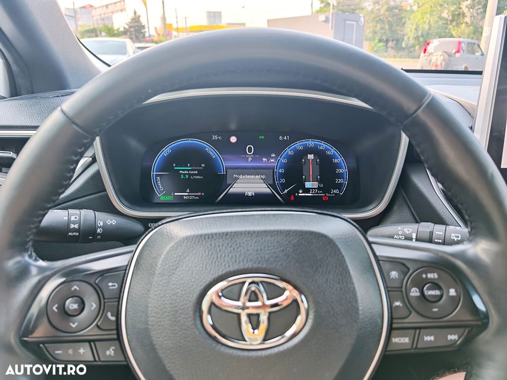 Toyota Corolla Cross 1.8 VVT-i Team Deutschland - 8