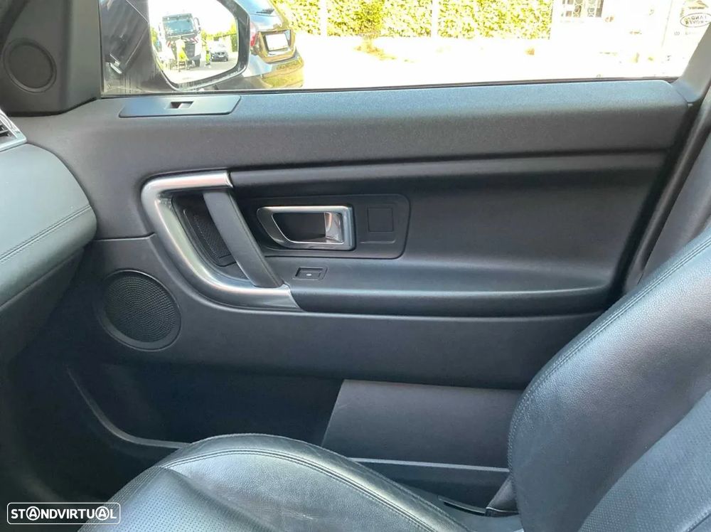 Land Rover Discovery Sport 2.0 TD4 SE Auto - 20