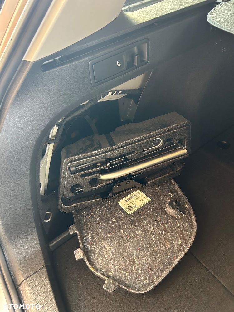 Volkswagen Golf - 13