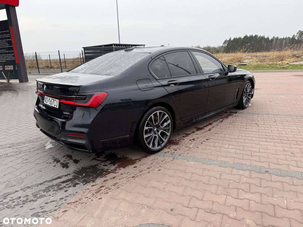 BMW Seria 7 750i xDrive - 6