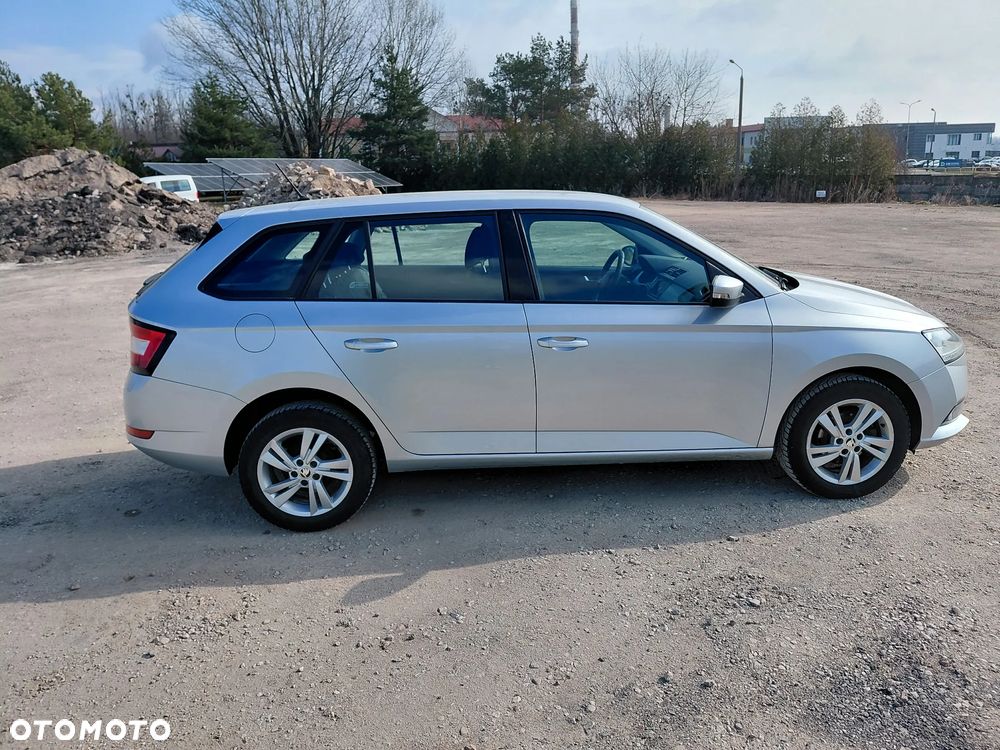 Skoda Fabia 1.0 TSI Ambition - 7