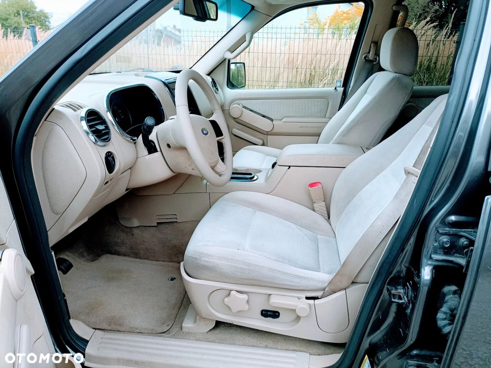 Ford Explorer 4.0 4WD - 4