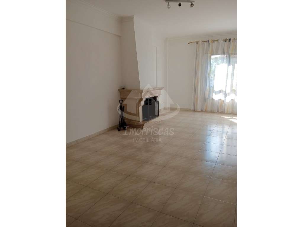 T2 com arrecadação para Venda em Santa Iria de Azóia - Grande imagem: 3/24