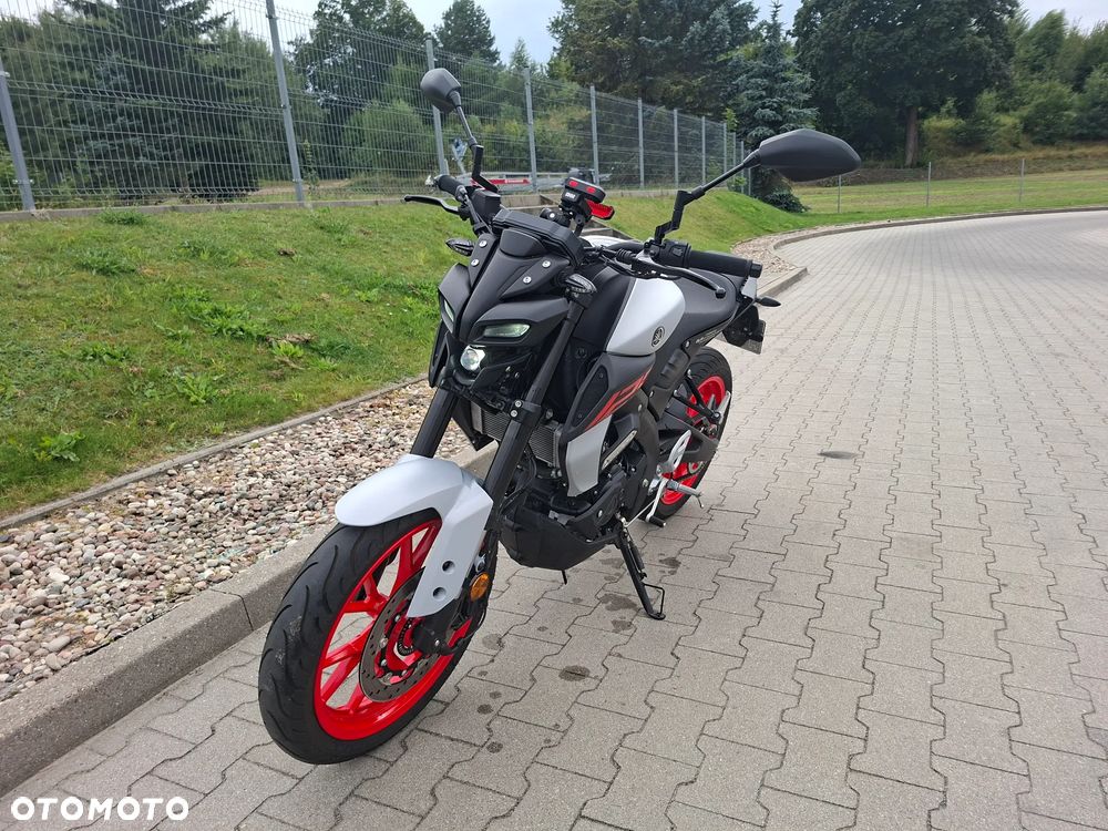 Yamaha MT - 2