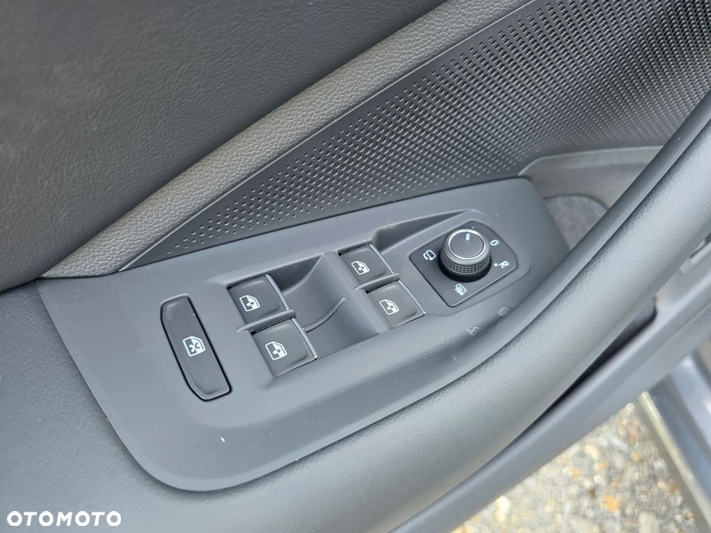 Volkswagen Passat - 27