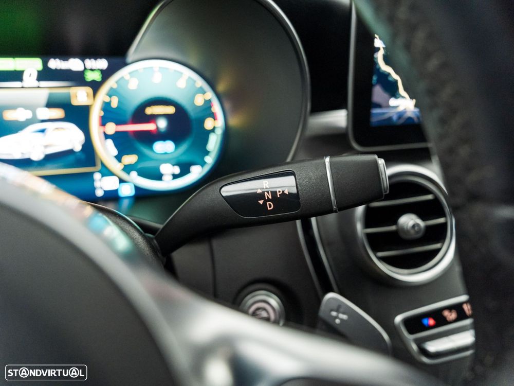 Mercedes-Benz C 300 de AMG Line - 25