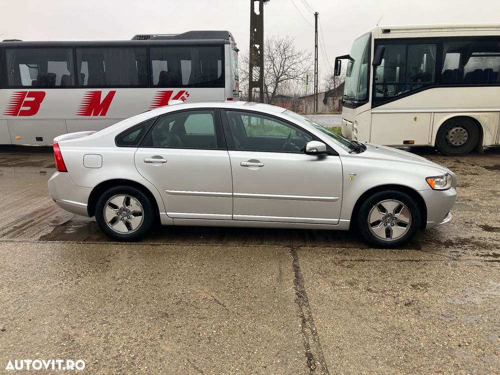 Volvo S40 1.6 D Momentum - 4