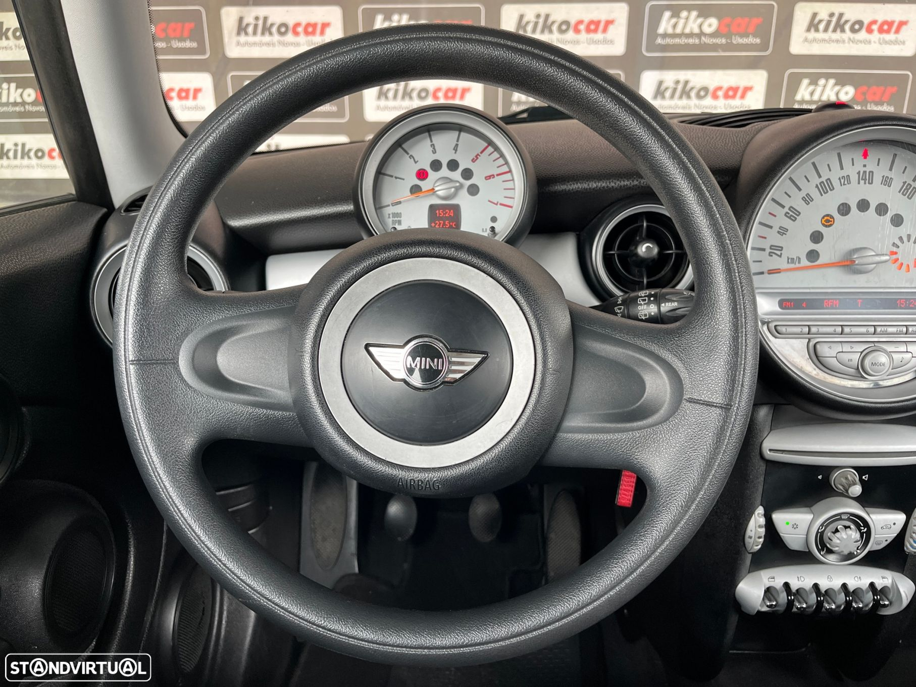 MINI Clubman Cooper D - 16